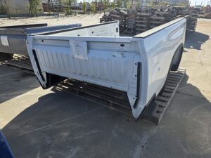 2020-24 SILVERADO 2500/3500 WHITE 8' TRUCK BOX (155-10065B) 85143932 - Image 3