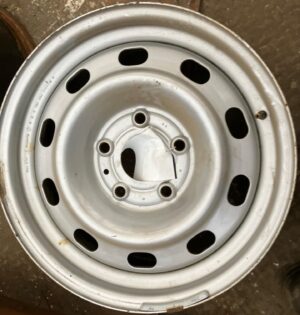 2003-12 DODGE RAM 1500 17x7 SILVER STEEL WHEEL (560-02325)
