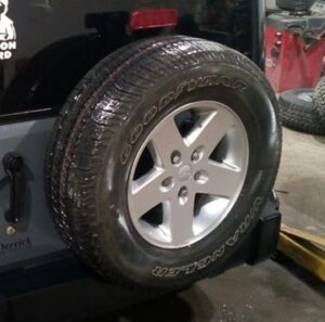 2014 WRANGLER 17X7.5 ALLOY WHEEL WITH P255/75R17 WRANGLER SR-A (560-09074A)