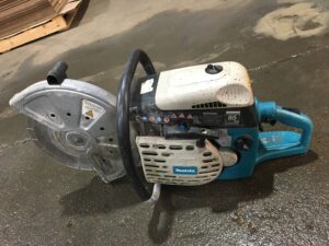 CIRCULAR MAKITA SAW