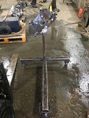 ENGINE STAND