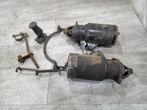VARIOUS PARTS FOR 1952 CHEVROLET PICK UP TRUCK - Image 4