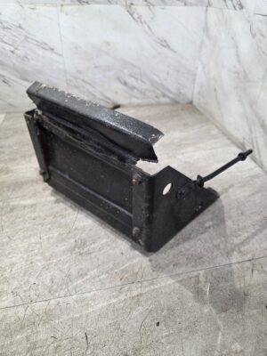 VARIOUS PARTS FOR 1952 CHEVROLET PICK UP TRUCK - Image 78