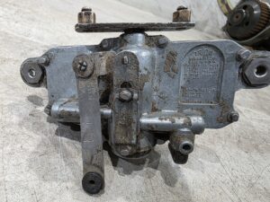 VARIOUS PARTS FOR 1952 CHEVROLET PICK UP TRUCK - Image 89